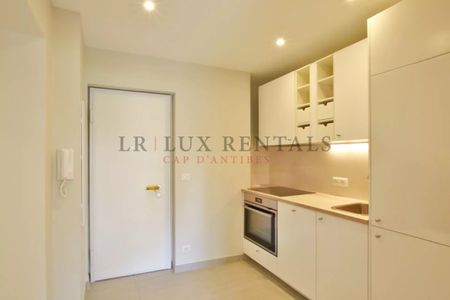 Studio à louer à l'année - Cap d'Antibes - Photo 5