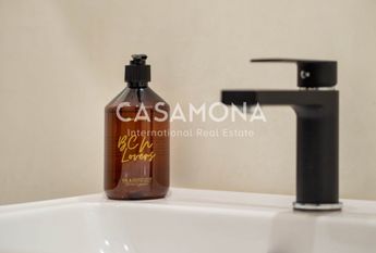 Charming 2 Bedroom Apartment with Communal Terrace and Pool in El Born