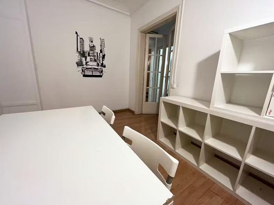 Avinguda de la Riera de Cassoles, Barcelona, Catalonia 08012 - Photo 1