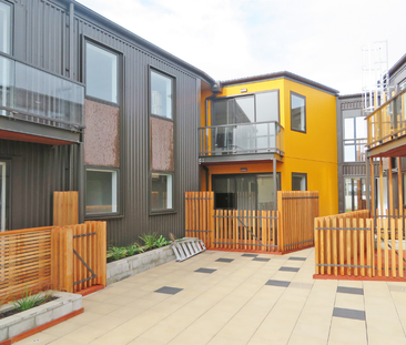 THE FIREMAN'S APARTMENTS - PETONE - Photo 6