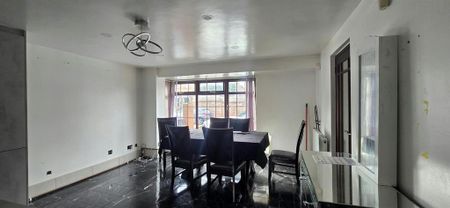 6 bedroom semi-detached house to rent - Photo 3