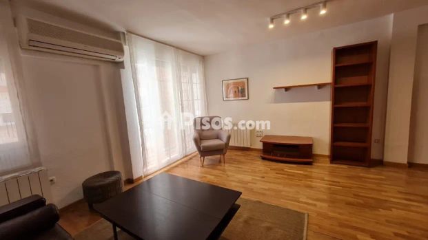 Piso en alquiler en Palacio de Congresos - Photo 1