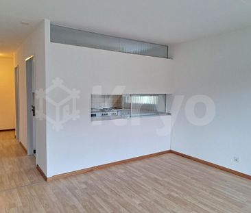 JOLI APPARTEMENT 3 PIECES 2EME ETAGE AVEC BALCON - Foto 2
