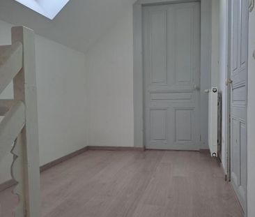 JOLI MAISON RUE DE LA VILLENEUVE ST MARCEL - Photo 3