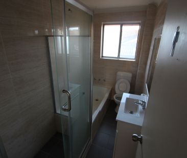1st WEEK FREE RENT! FRESHLY PAINTED 2 BEDROOM UNIT - Photo 5