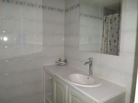 Location Appartement 4 pièces 81m² MONTPELLIER 34000 - Photo 2