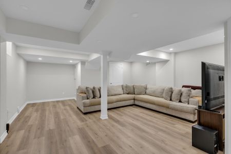 For Lease - 2029 Westmount Drive, Oakville, Ontario - Photo 5