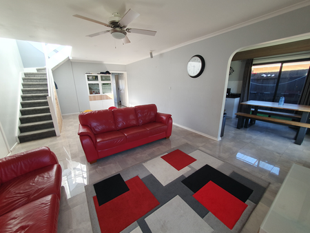 9 Centenary Avenue, Melton, VIC - Photo 2