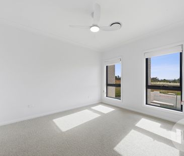 2/160 Muttama Parade, Gobbagombalin NSW 2650 - Photo 6