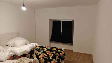 3.5 Zimmer, 90 m², 1. Stock - Photo 3