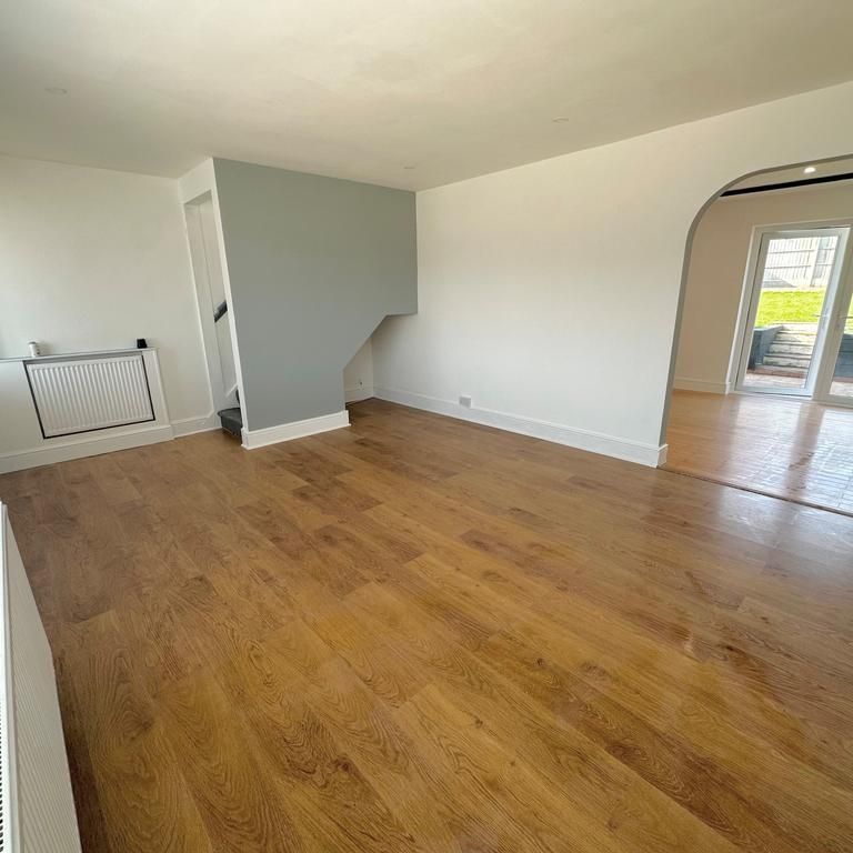 4 bedroom house to rent - Photo 1