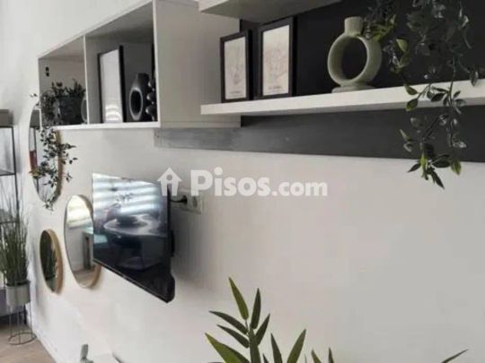 Piso en alquiler en Calle Asunción - Photo 1