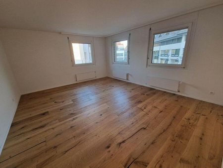 ERSTVERMIETUNG: Traumwohnung - 175m2 Wohnoase am Zentrumsplatz - Foto 2