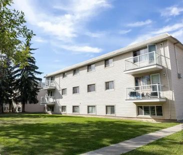 Westmore Apartments | 10820 114 Street NW, Edmonton - Photo 1