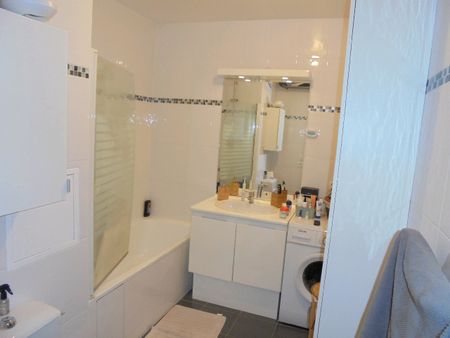 Location Appartement 2 pièces 46m² LOUVRES 95380 - Photo 5