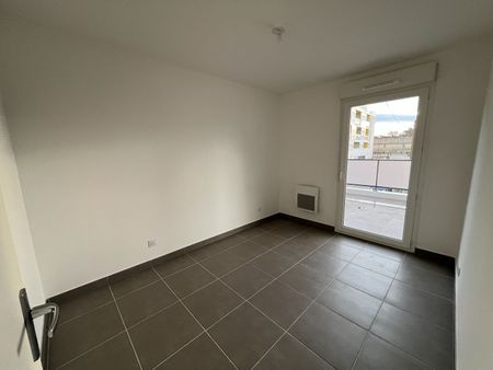 Apartment - Photo 3