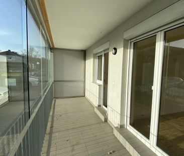 Schöne Erdgeschosswohnung mit Terrasse und Loggia. - Photo 1