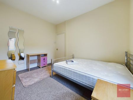 2 bedroom maisonette to rent - Photo 4