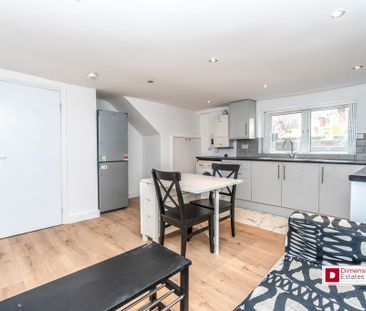 3 bedroom maisonette to rent - Photo 4