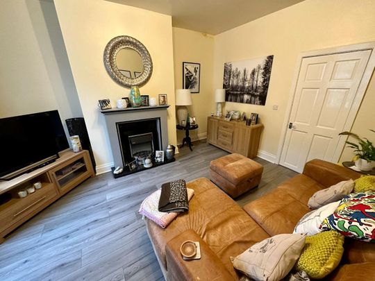 Windsor Street, Burnley - Photo 1