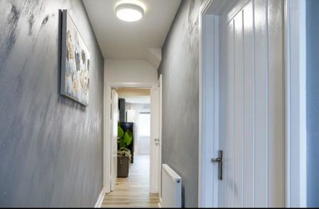 Ensuite rooms to Move in Instantly - - Photo 2