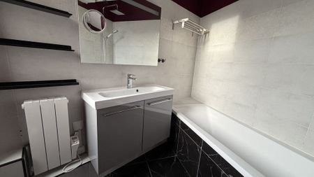 Location Appartement 5 pièces 84m² ENGHIEN LES BAINS 95880 - Photo 5