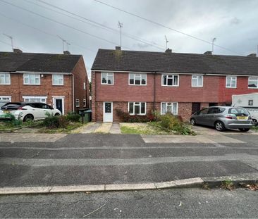 3 bedroom semi-detached house to rent - Photo 6