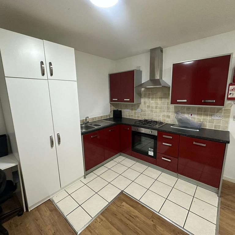 Studio to rent - Photo 1