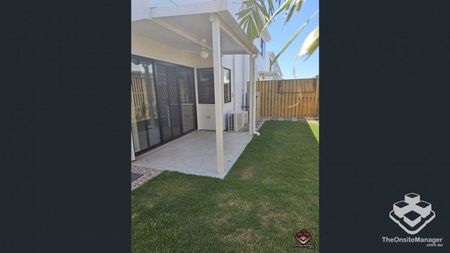 4 Bedroom Townhouse - Photo 3