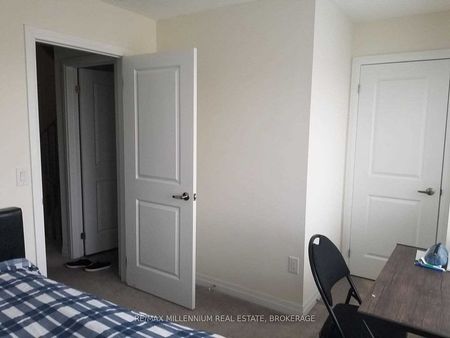 For Lease - 257 Downsview Park Boulevard, Toronto, Ontario - Photo 3