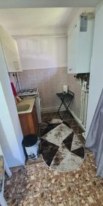 Oferim spre închiriere garsoniera în Curtea de Argeș Posada - Photo 3