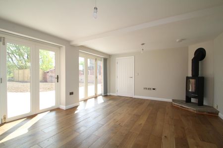 4 bedroom detached barn conversion to rent - Photo 2