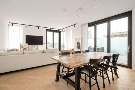 An exceptional penthouse apartment within 250 City Road benefiting from over 1,600 sq ft of terrace space. - Photo 3