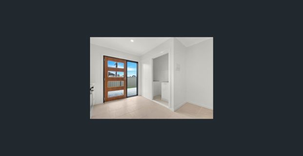 Studio Room with Water Usage Included! - Photo 1