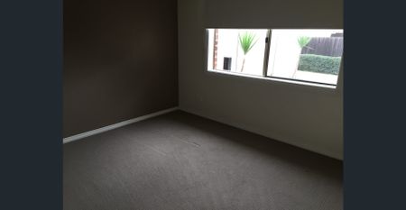 Spacious family unit! - Photo 2