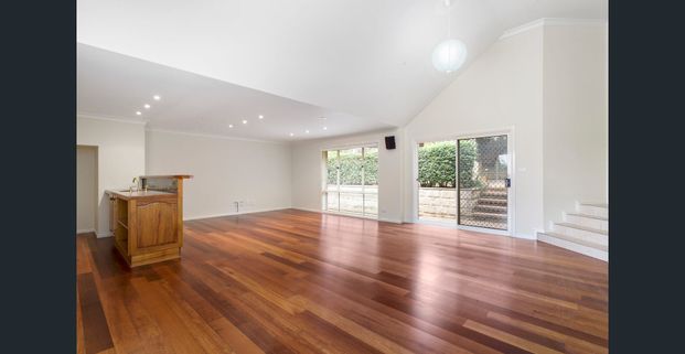 Stunning Manor in Quiet Cul-de-sac - Photo 1