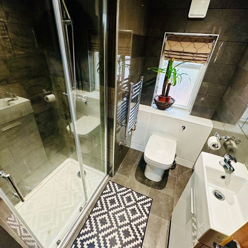 DerbyRoad, BELPER - Photo 1