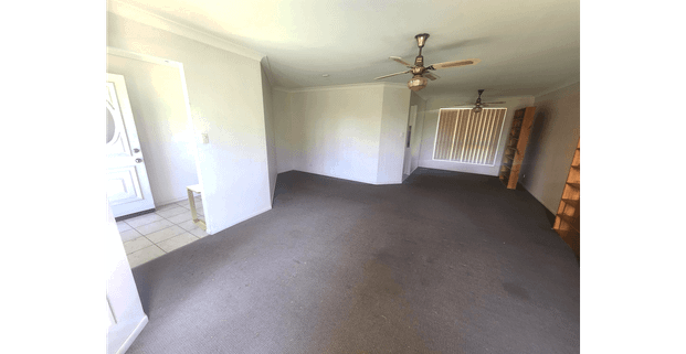 Spacious Family Home on 3000sqm - Photo 1