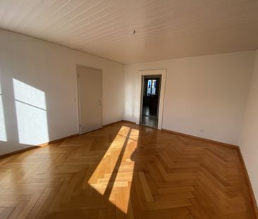 St-Imier, appartement lumineux de 2.5 pièces au 1er étage - Photo 3