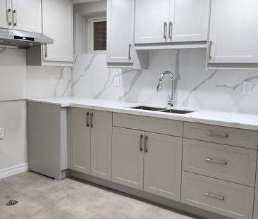 For Lease - 14 Farmington Bsmt Crescent, Toronto, Ontario - Photo 1