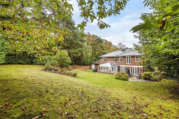 4 bedroom detached house to rent - Photo 1