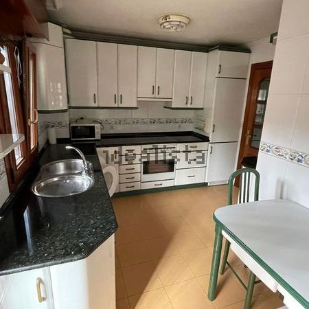 Alquiler de piso en Begoña - Photo 1