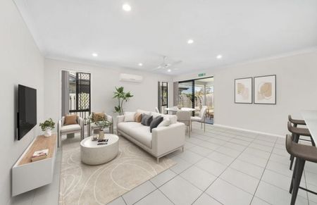 Modern Family Living in a Prime Pimpama Location - Spacious 4-Bedroom Home with All the Extras! - Photo 3