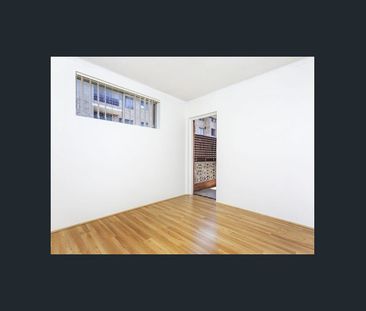 Great Convenient Position. Next to Shops, Rail , Uni Wow - Photo 6