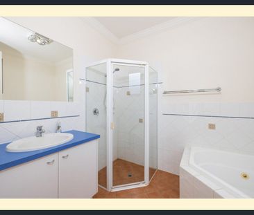 Flexible Family Home - Photo 6