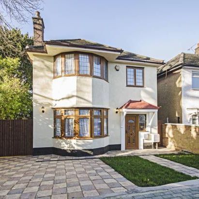 5 bedroom detached house to rent - Photo 2