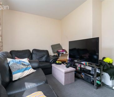 5 bedroom semi-detached house to rent - Photo 2