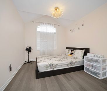 For Lease - 4 Fanning Trail, Brampton, Ontario - Photo 6