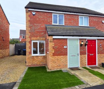 2 bedroom semi-detached house to rent - Photo 6