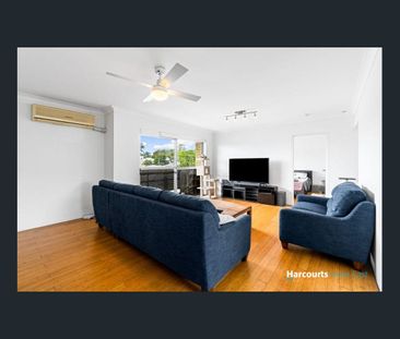Flawless Renovated Top Floor Morningside Apartment! - Photo 2